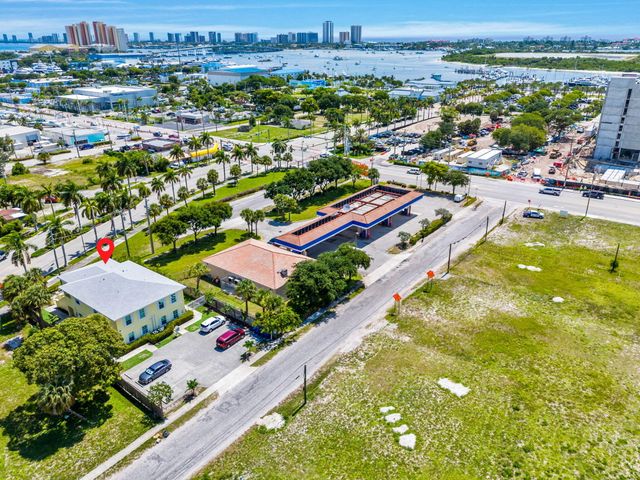 56 W 12th Street A, Riviera Beach, FL 33404