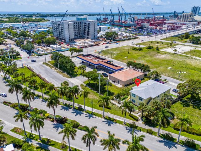 56 W 12th Street A, Riviera Beach, FL 33404