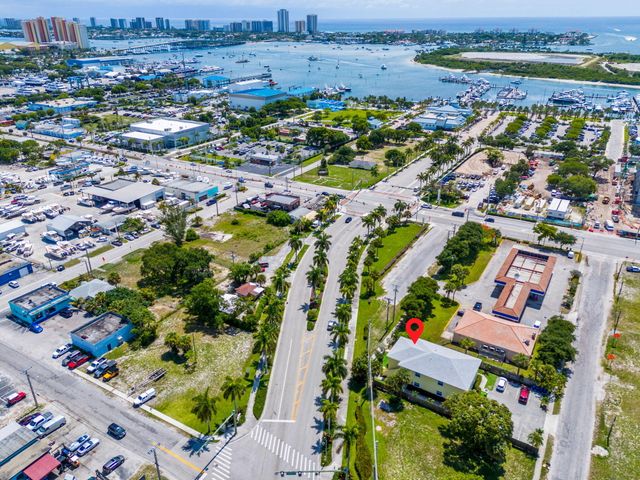 56 W 12th Street A, Riviera Beach, FL 33404