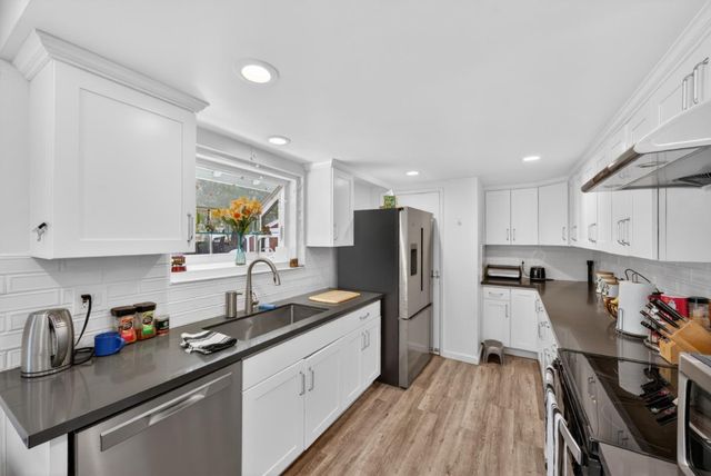10380 Lockwood Drive, Cupertino, CA 95014