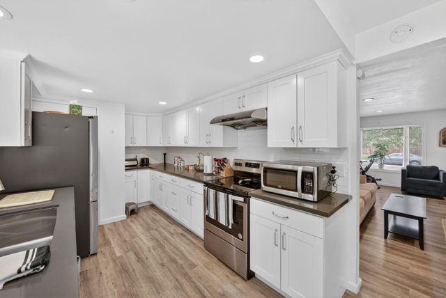 10380 Lockwood Drive, Cupertino, CA 95014