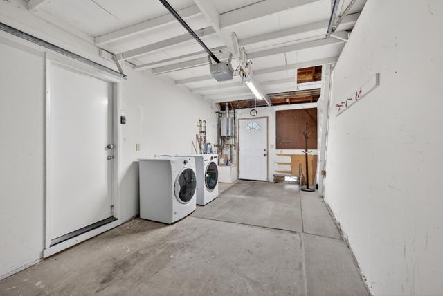 10380 Lockwood Drive, Cupertino, CA 95014