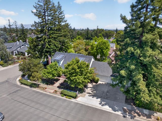 10380 Lockwood Drive, Cupertino, CA 95014