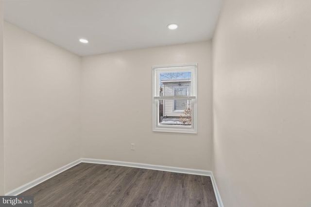 1840 N TAYLOR ST, Philadelphia, PA 19121