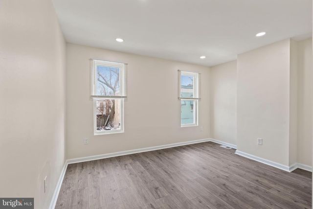 1840 N TAYLOR ST, Philadelphia, PA 19121