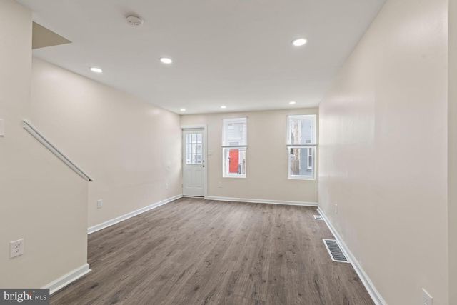 1840 N TAYLOR ST, Philadelphia, PA 19121