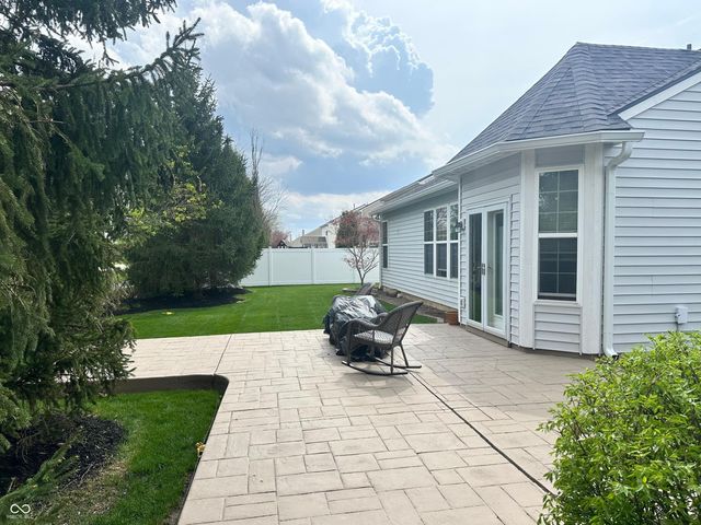 1075 Lazio Court, Greenwood, IN 46143