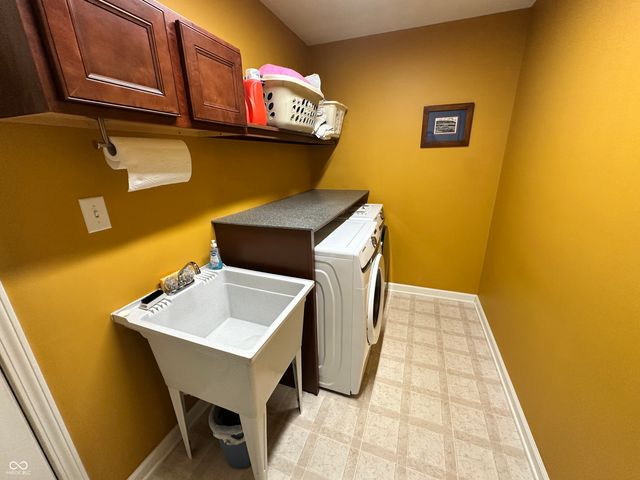 1075 Lazio Court, Greenwood, IN 46143