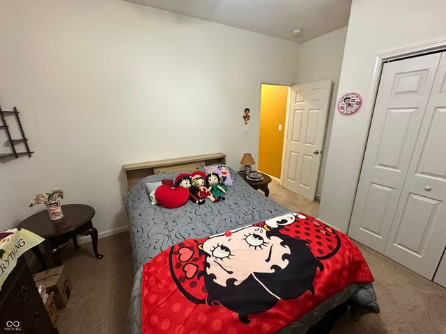 1075 Lazio Court, Greenwood, IN 46143