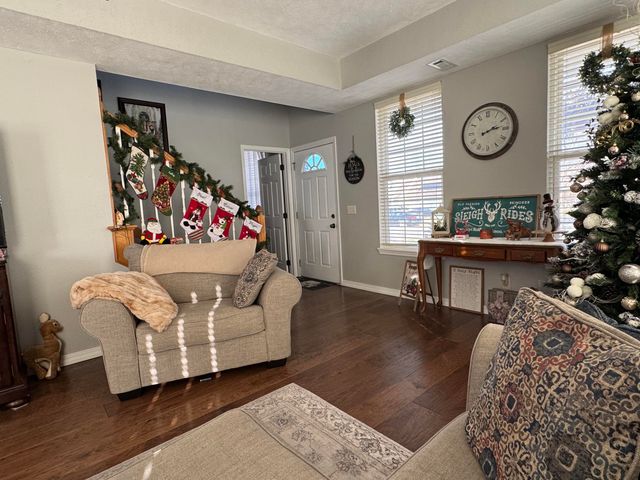 1705 Tyler Avenue, Aurora, MO 65605