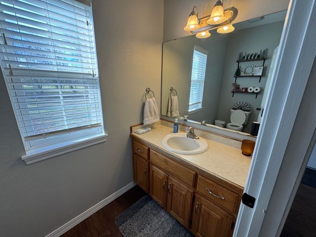 1705 Tyler Avenue, Aurora, MO 65605