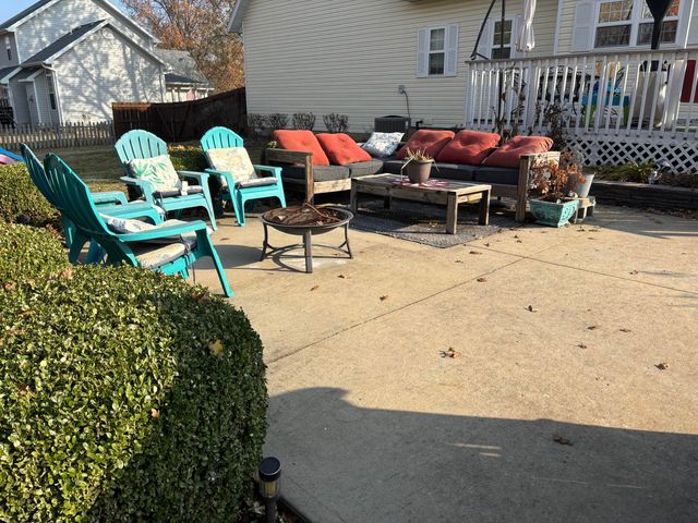 1705 Tyler Avenue, Aurora, MO 65605