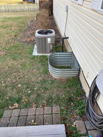 1705 Tyler Avenue, Aurora, MO 65605