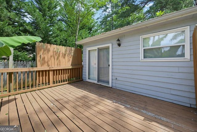 2262 New Castle Circle, Norcross, GA 30071