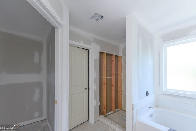 113 Fuller Court, Grantville, GA 30220