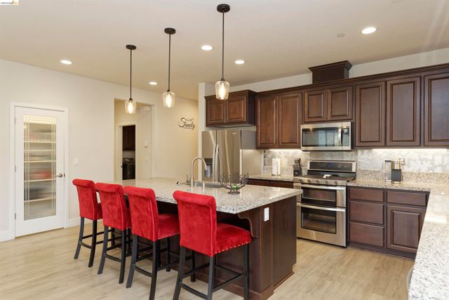 5506 Monte Vista Way, Antioch, CA 94531