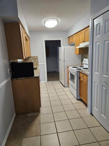 375 WILLOW SONG COURT, Eustis, FL 32726