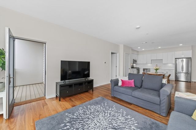 3531 Washington Street 417, Boston, MA 02130