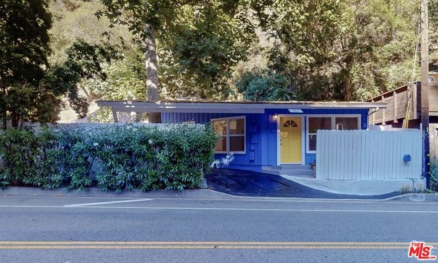 1414 N Beverly Glen Boulevard, Los Angeles, CA 90077