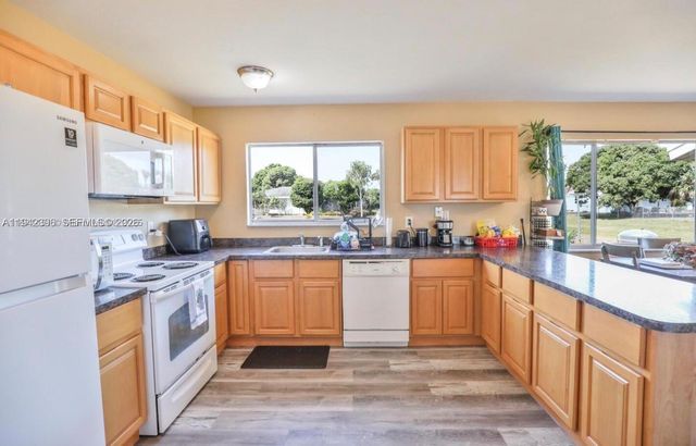 250 SW Homeland Rd, Port St. Lucie, FL 34953