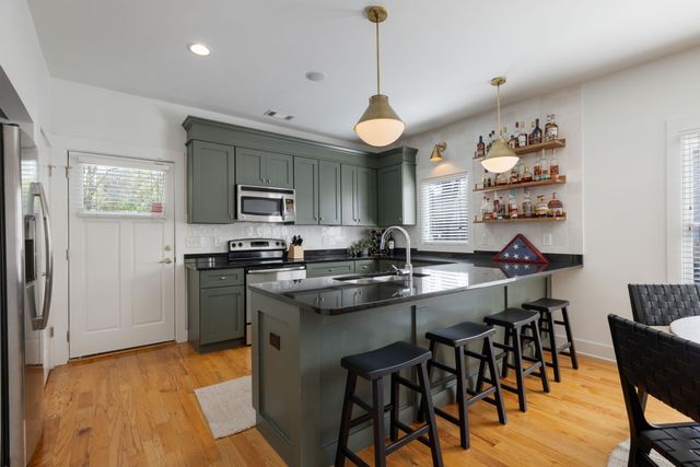 413 Van Buren St Ste 101, Nashville, TN 37208