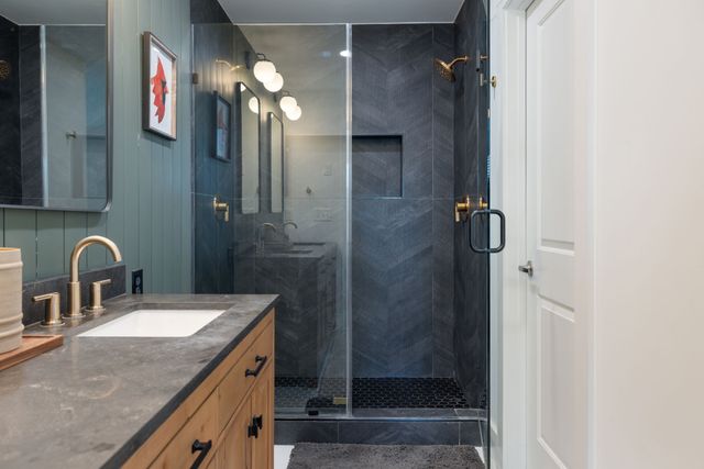 413 Van Buren St Ste 101, Nashville, TN 37208