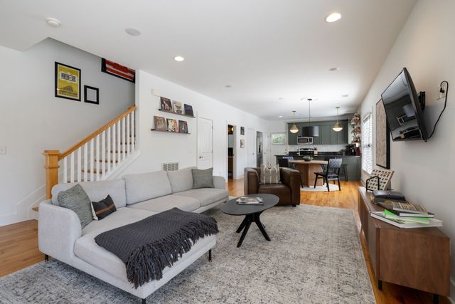 413 Van Buren St Ste 101, Nashville, TN 37208