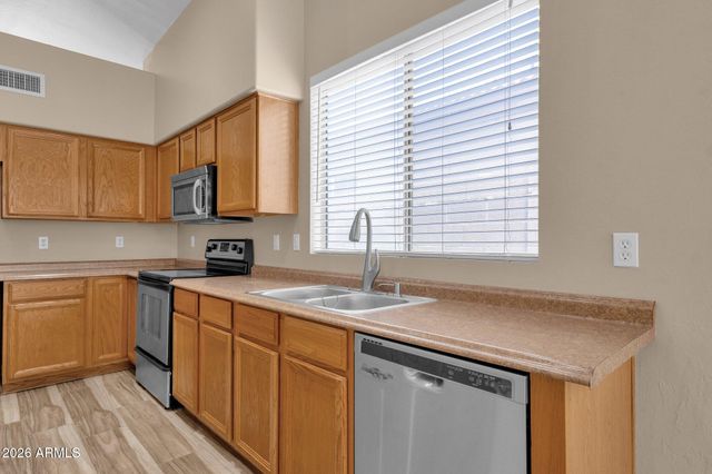 3261 W Ross Drive, Chandler, AZ 85226