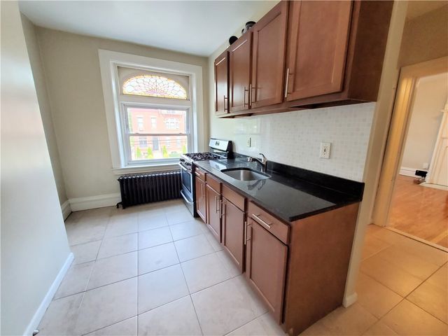 405 S Atlantic Ave 2, Friendship Park, PA 15224
