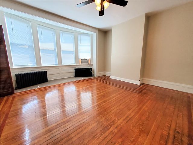 405 S Atlantic Ave 2, Friendship Park, PA 15224