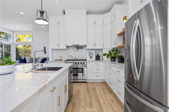 33 mann Street, Irvine, CA 92612