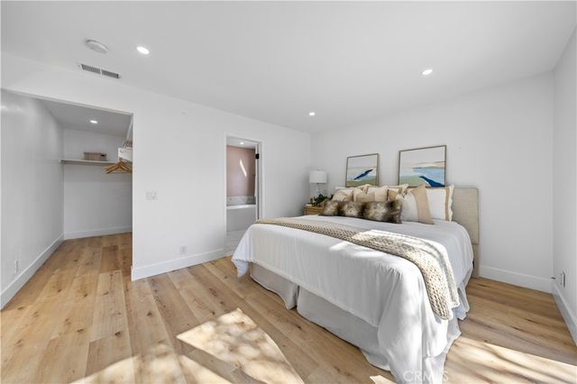 33 mann Street, Irvine, CA 92612