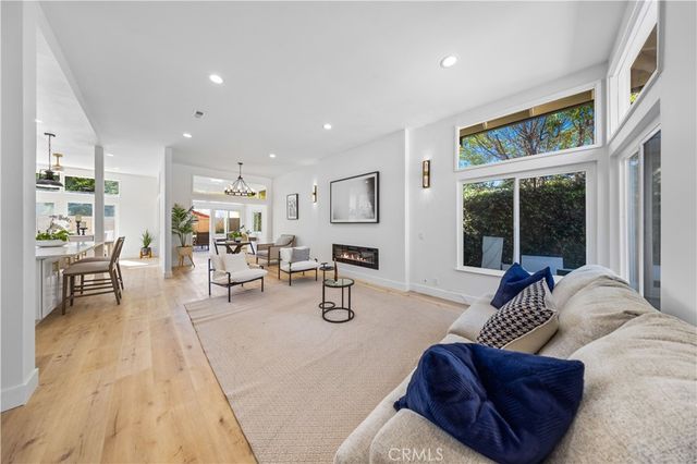 33 mann Street, Irvine, CA 92612