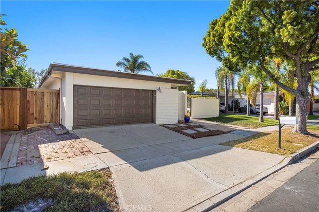 33 mann Street, Irvine, CA 92612