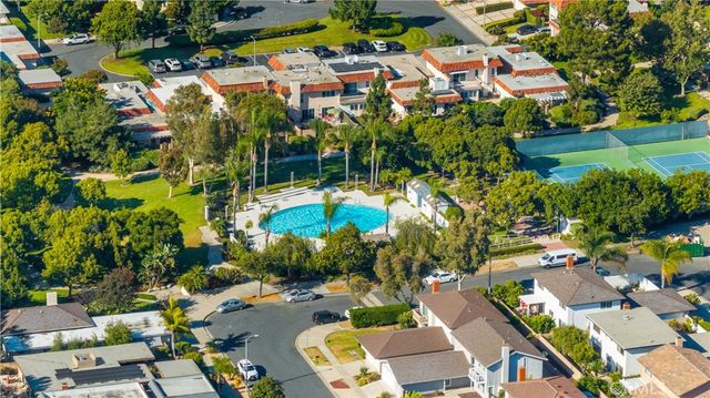 33 mann Street, Irvine, CA 92612