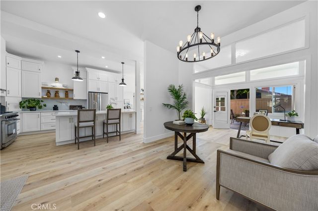 33 mann Street, Irvine, CA 92612