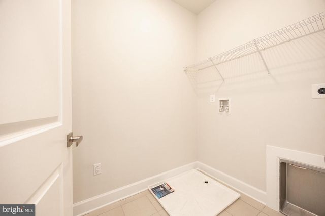 1147 SCULTHORPE DR, West Chester, PA 19380