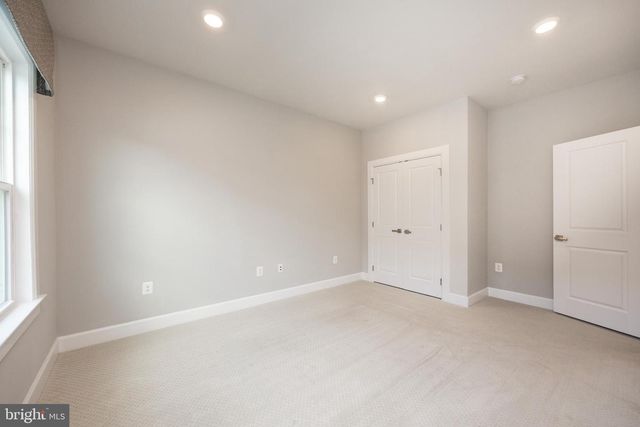 1147 SCULTHORPE DR, West Chester, PA 19380