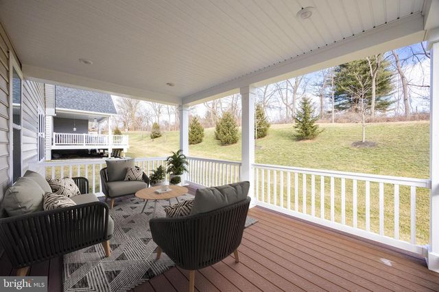 1147 SCULTHORPE DR, West Chester, PA 19380