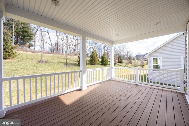 1147 SCULTHORPE DR, West Chester, PA 19380