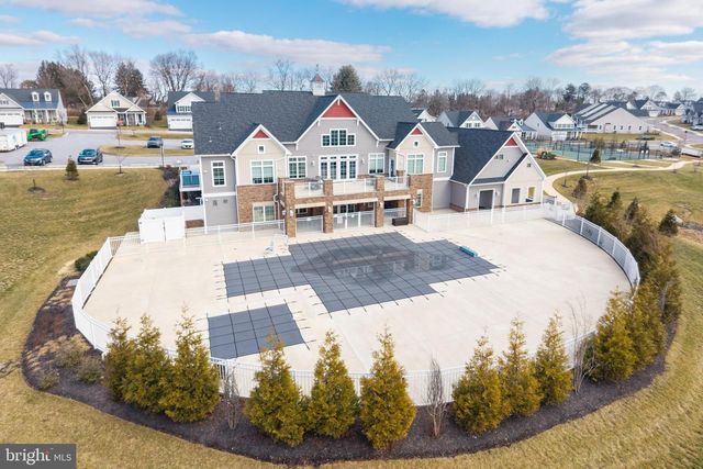 1147 SCULTHORPE DR, West Chester, PA 19380