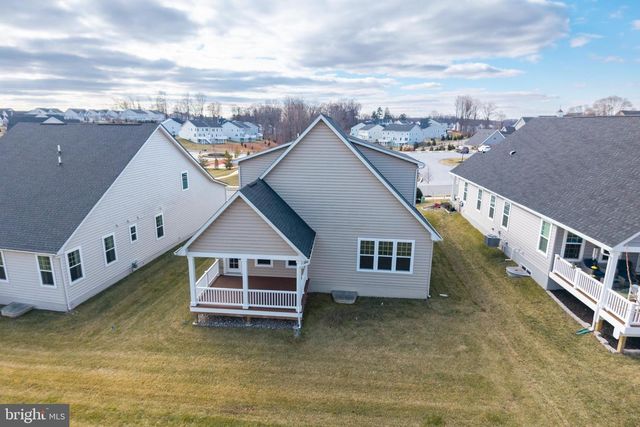 1147 SCULTHORPE DR, West Chester, PA 19380