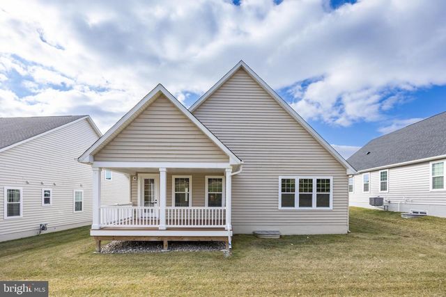 1147 SCULTHORPE DR, West Chester, PA 19380