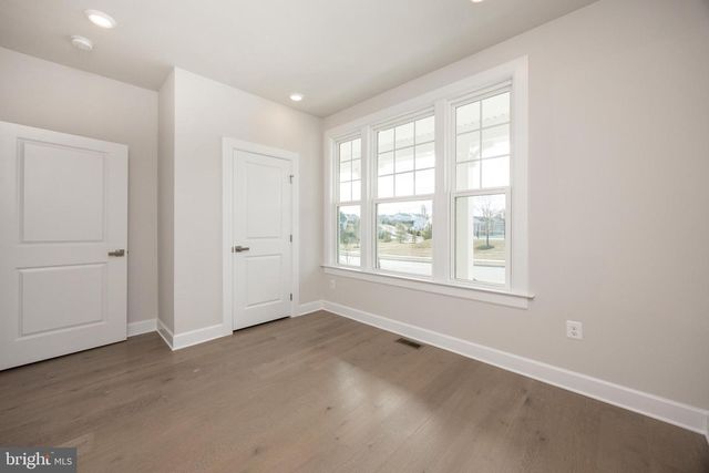 1147 SCULTHORPE DR, West Chester, PA 19380