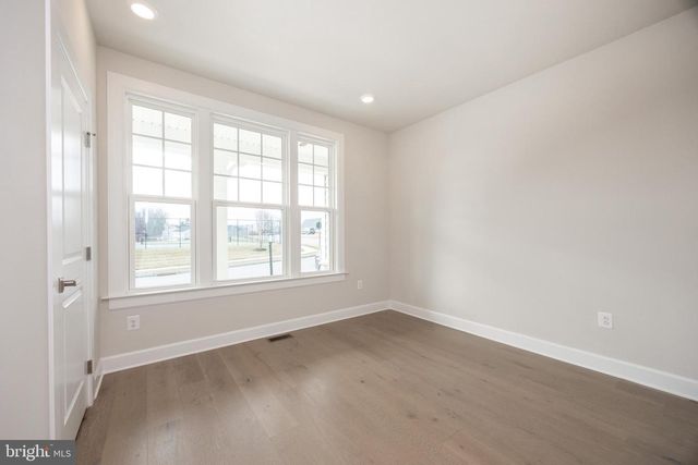 1147 SCULTHORPE DR, West Chester, PA 19380