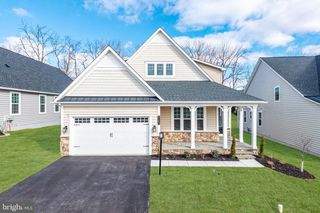 1147 SCULTHORPE DR, West Chester, PA 19380