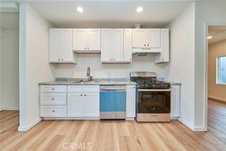 1313 S Bronson Avenue, Los Angeles, CA 90019