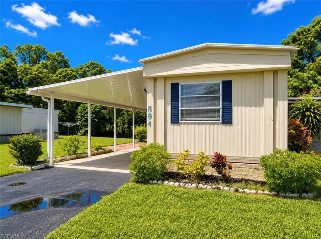 591 Cape Florida LN, NAPLES, FL 34104 — photo 2
