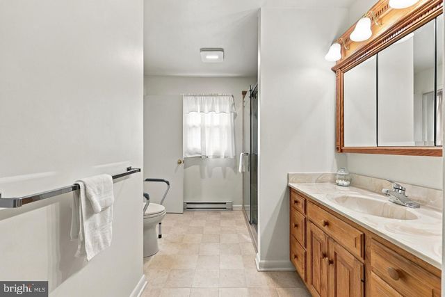 118 TAVERN RD, Martinsburg, WV 25401