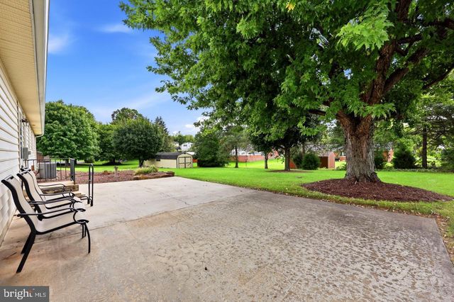118 TAVERN RD, Martinsburg, WV 25401